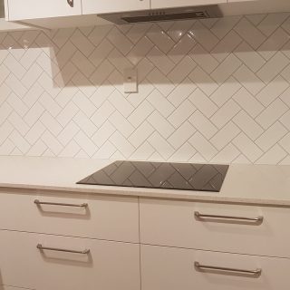 Cream Tile Splashback