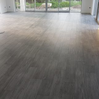 Wood look tiles